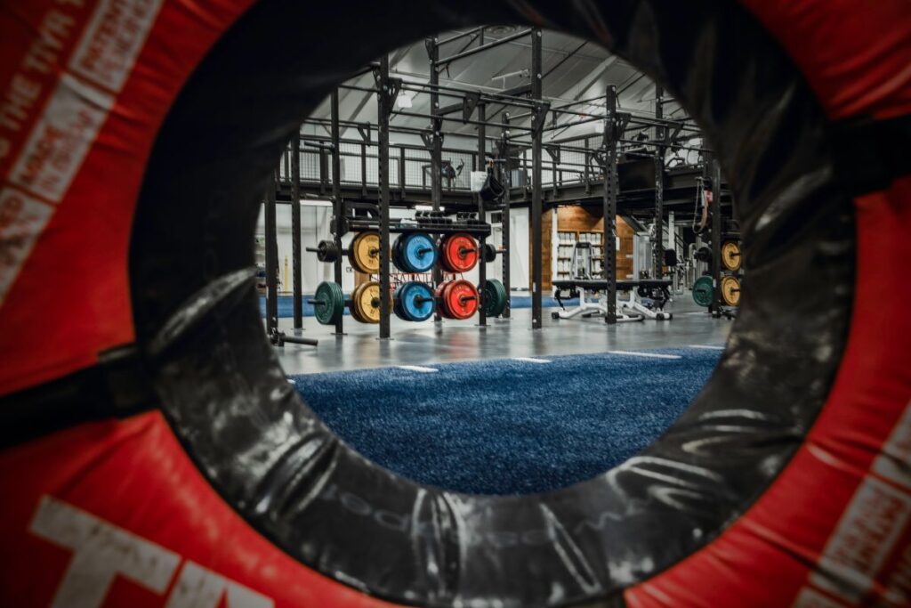 C39R0039 gym amarillo